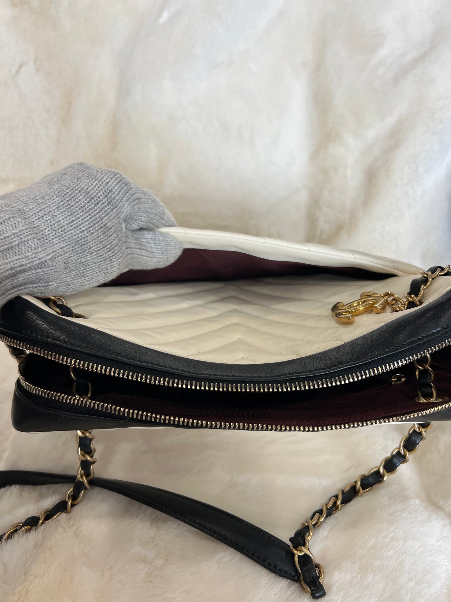 Chanel Camera Bag Chevron Black/Cream Lambskin Shoulder Bag