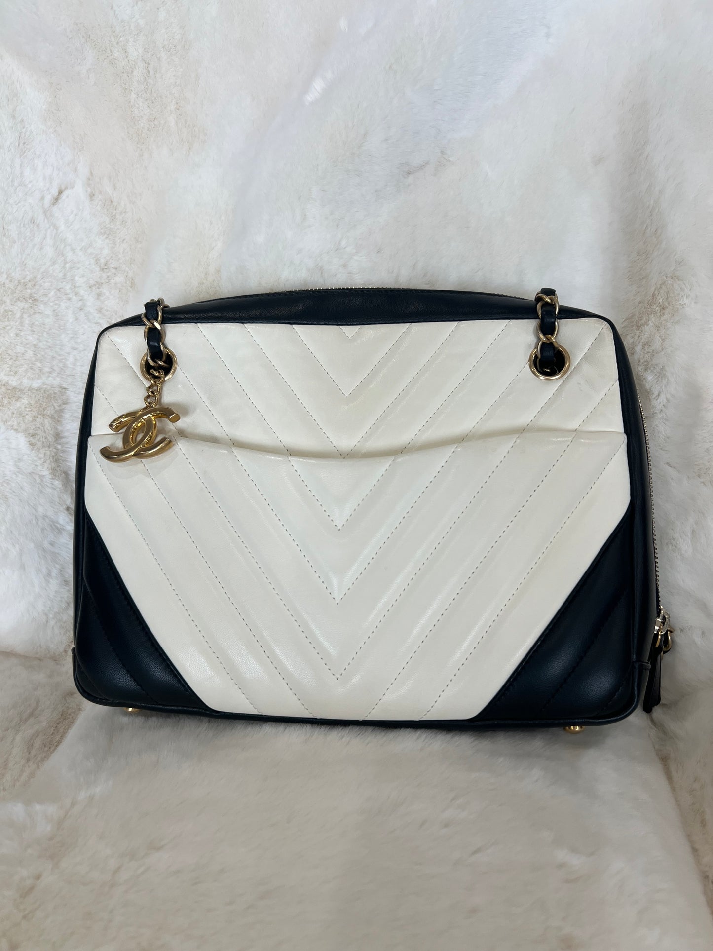 Chanel Camera Bag Chevron Black/Cream Lambskin Shoulder Bag
