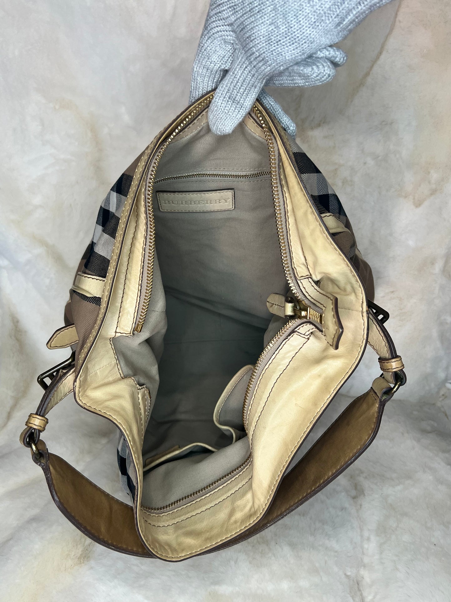Burberry Hobo/Shoulder Bag