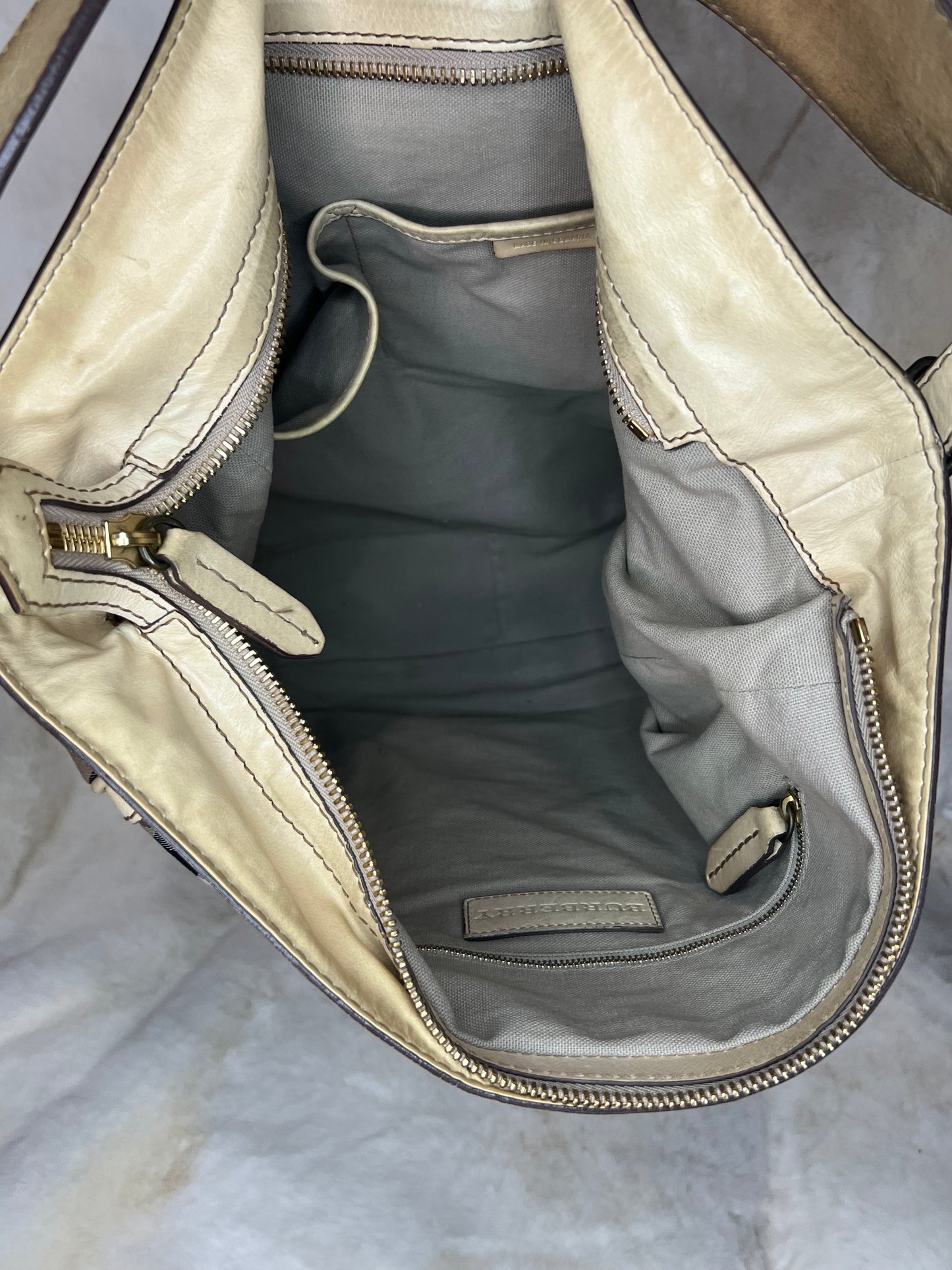 Burberry Hobo/Shoulder Bag