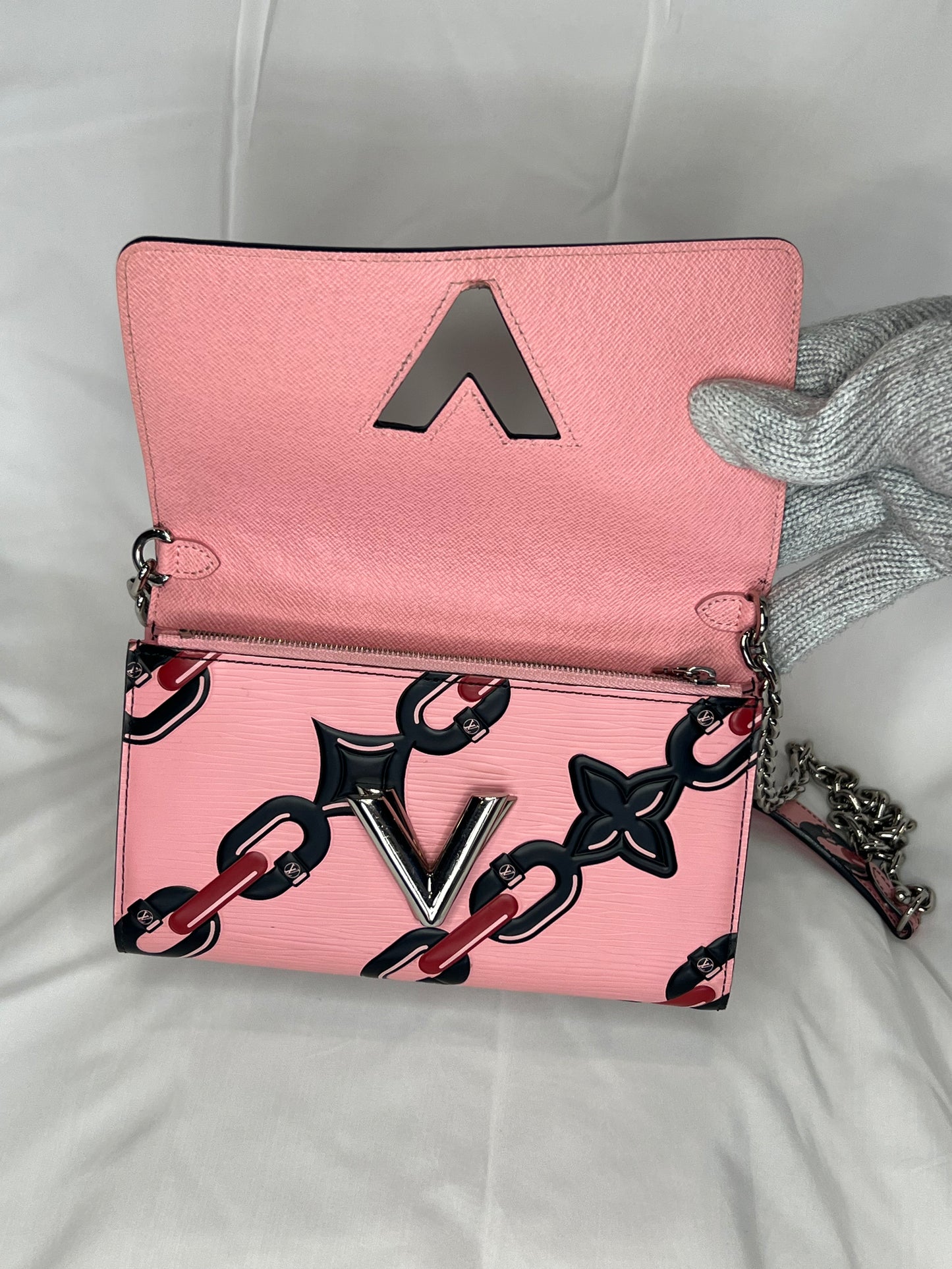 Louis Vuitton Epi Chain Flower Twist Wallet on Chain