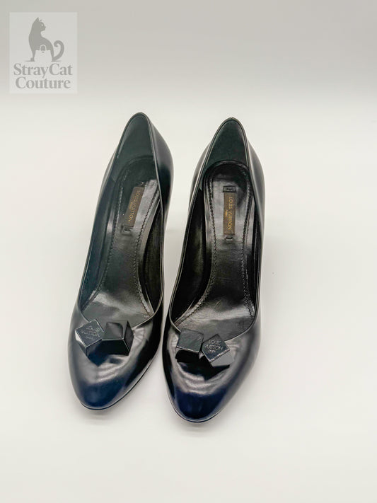 Louis Vuitton Calfskin Cubic Pumps – Black, Size 39