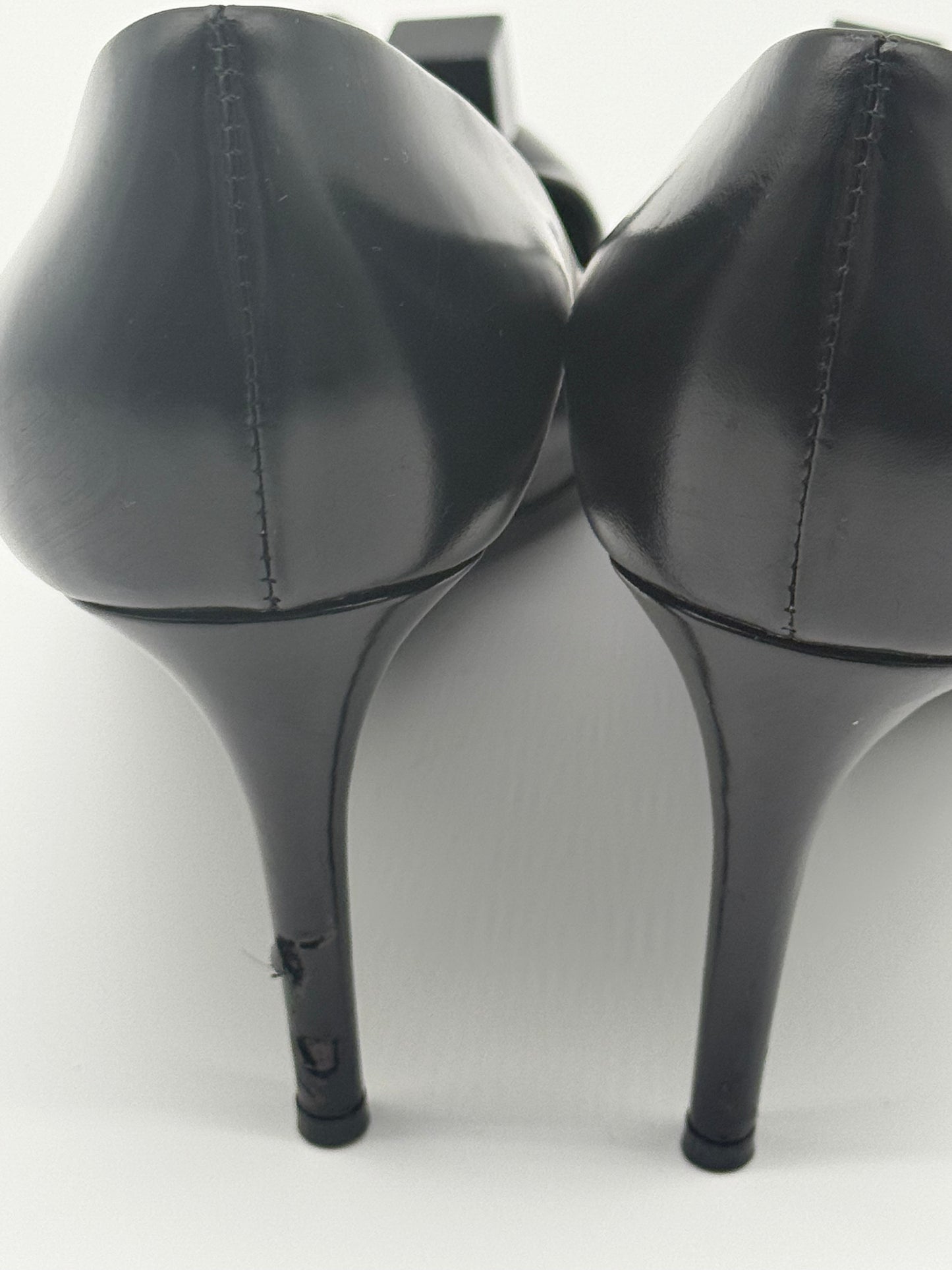 Louis Vuitton Calfskin Cubic Pumps – Black, Size 39